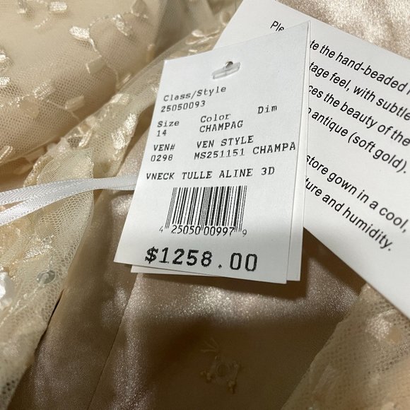 Melissa Sweet Wedding Gown NWT applique flowers 14 - Picture 5 of 16